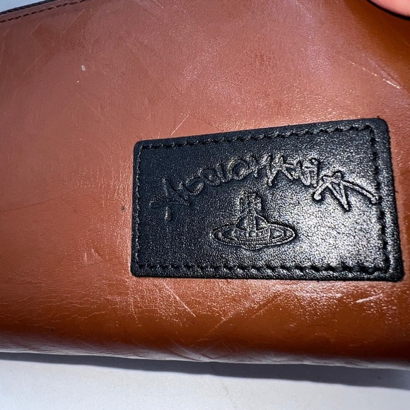 Vivienne Westwood Anglomania Brown Embossed Orb Logo Zip Around Wallet - Picture 3 of 10